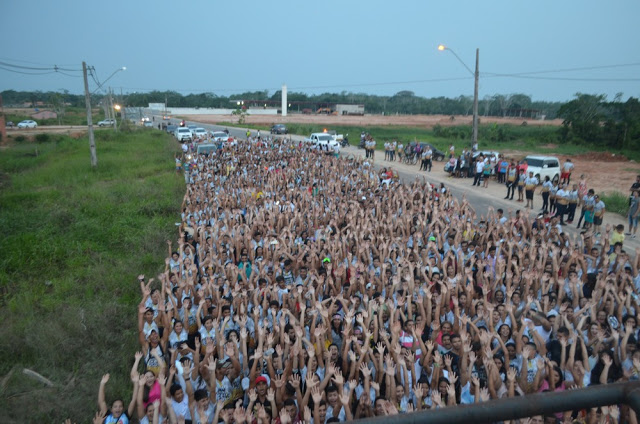 Organização estima que Marcha para Jesus tenha reunido 35 mil pessoas em Cruzeiro do Sul;